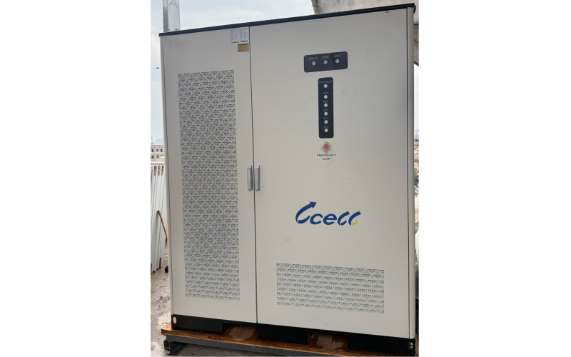 261 kWh Energy Storage Cabinet Installed in the Middle East